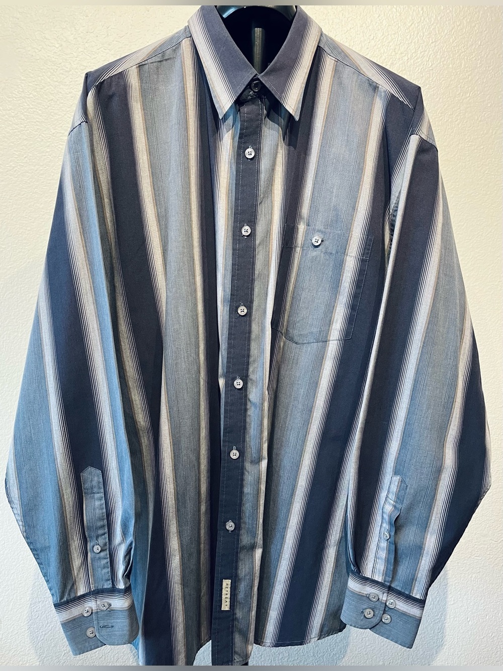Vintage Retreat Vertical Stripe Button-Up Shirt in Blue & Gray - Size L (Men’s)